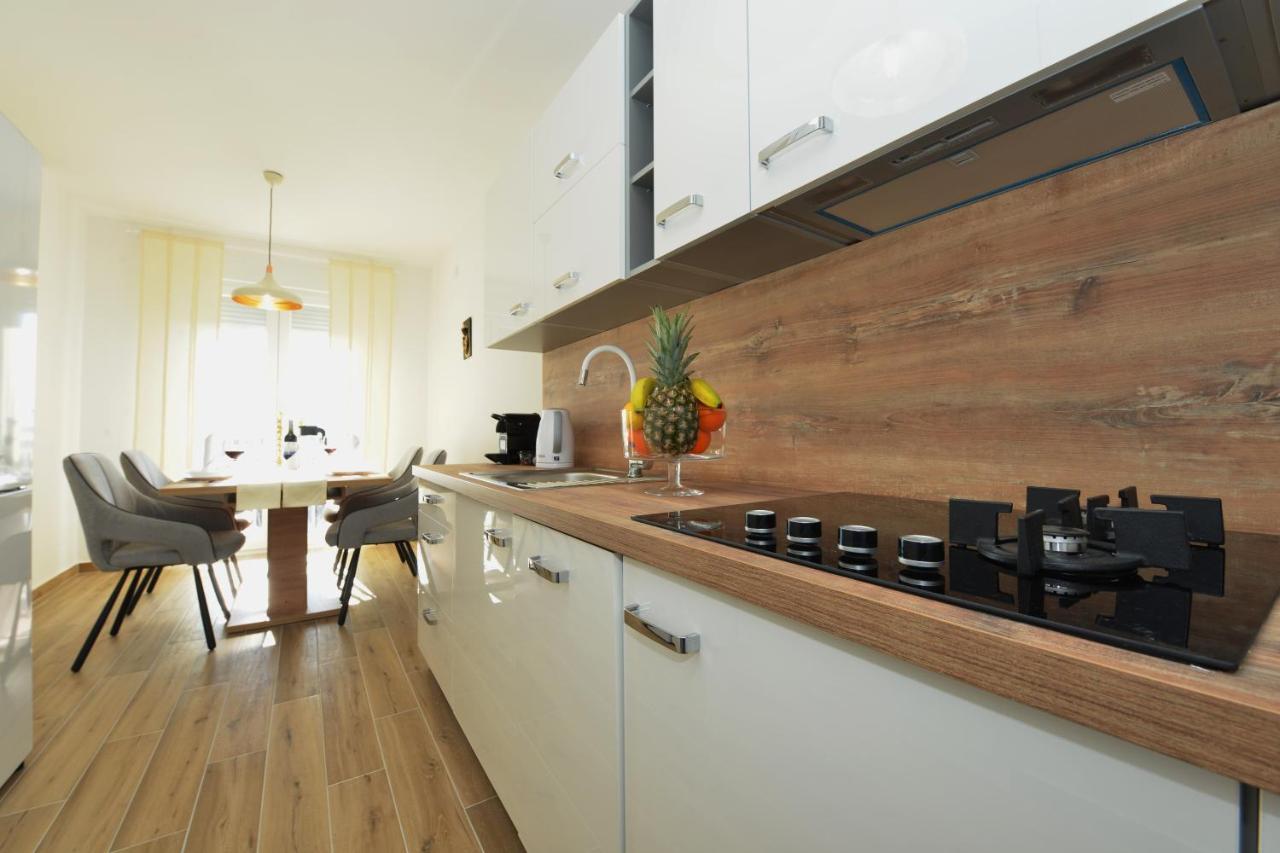 זאדאר Apartman Lola מראה חיצוני תמונה