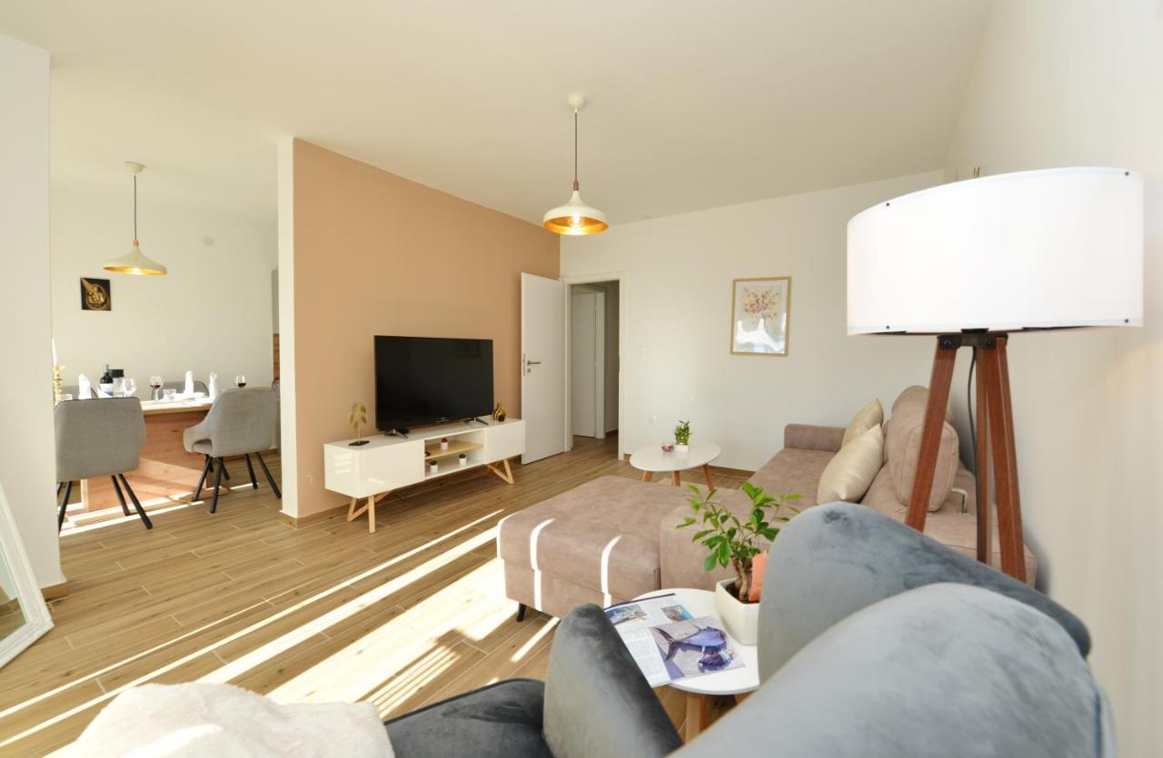 זאדאר Apartman Lola מראה חיצוני תמונה