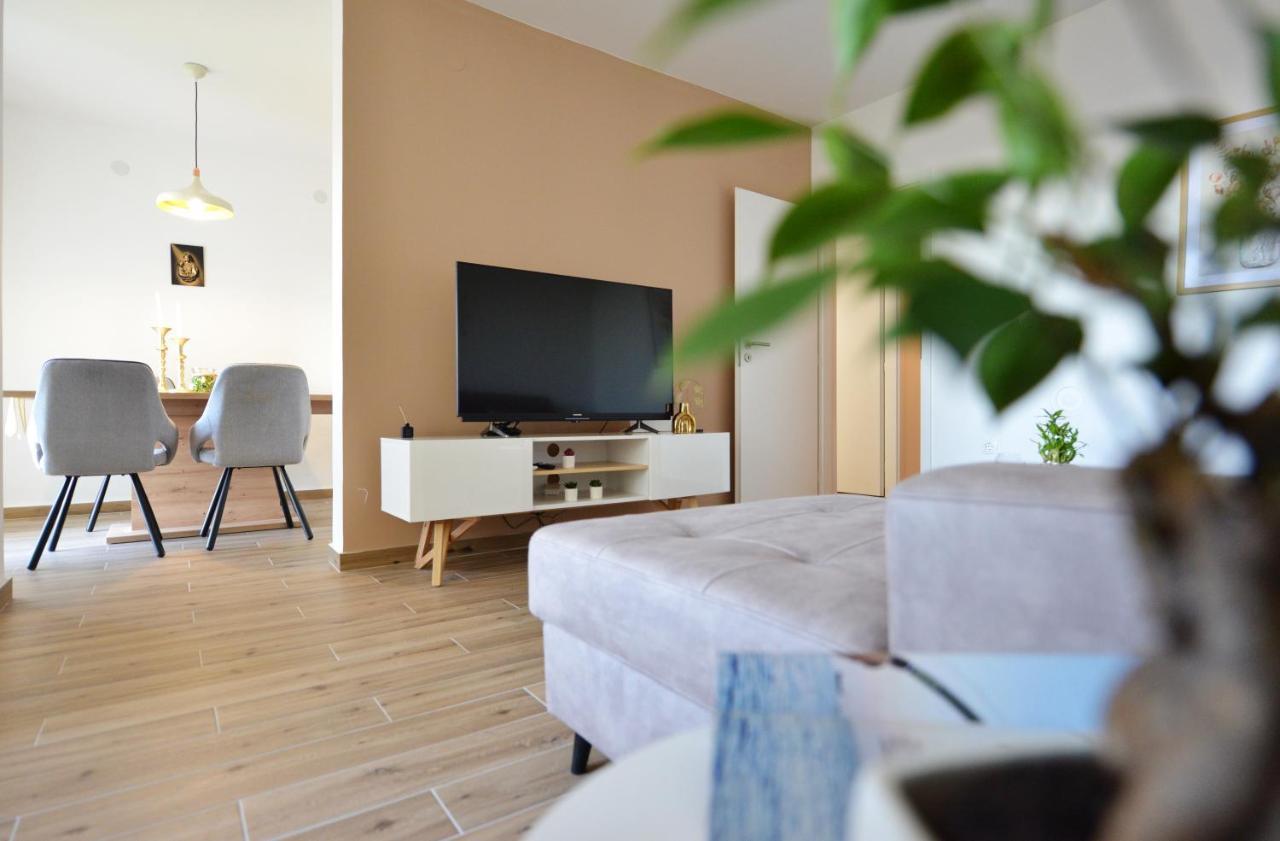 זאדאר Apartman Lola מראה חיצוני תמונה