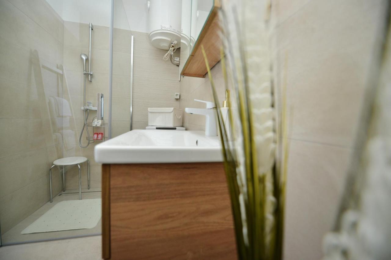 זאדאר Apartman Lola מראה חיצוני תמונה